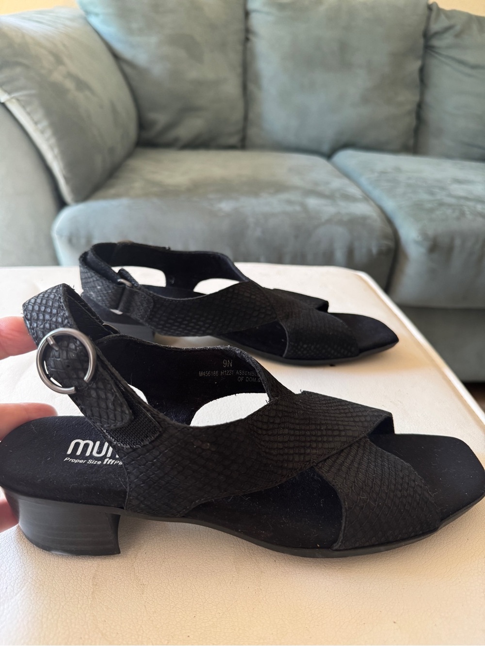 Munro 'Jenny' Black Lizard Print Nubuck Open-Toe
Sandals Size: 9N